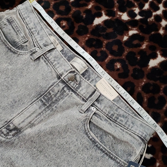 Universal Thread Vintage Straight Jeans Woman Size 18/34 - Picture 2 of 10